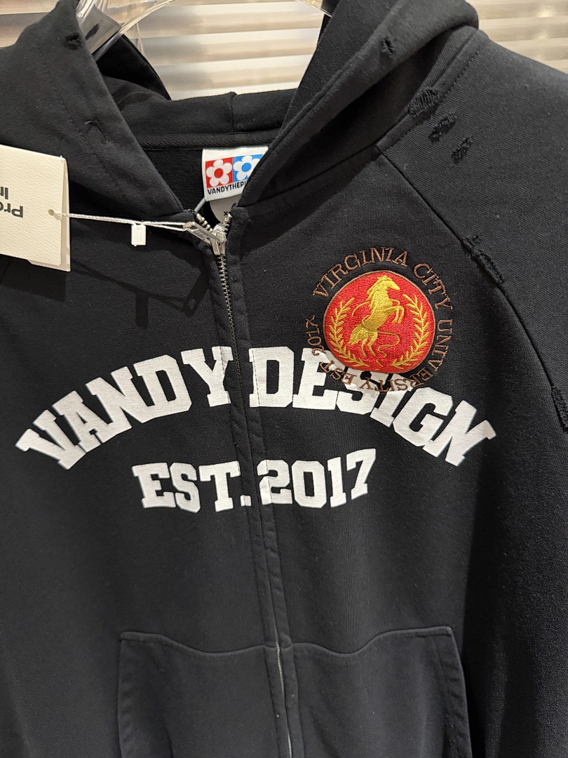패션 브랜드 25FW 공동 브랜드 지퍼업 후디 말 배지 - Streetwear Brand Slogans 리뷰 및 가격